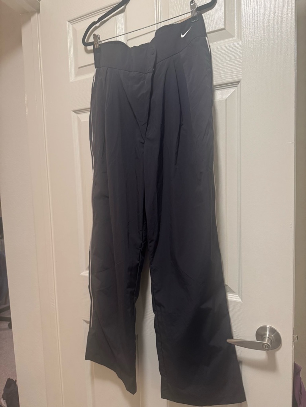 NIKE Asymmetric Waist Water Repellent Pants - Picture 7 of 16